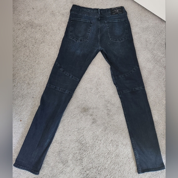 True Religion Relax Skinny Jeans - Size 33 - Picture 2 of 16